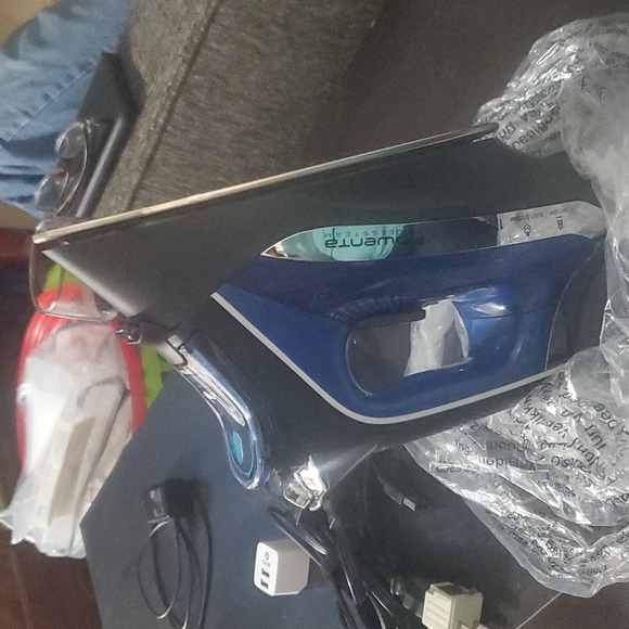 Iron - Picture 5 of 6